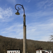 Старый фонарный столб