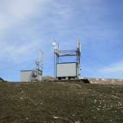 Станция мобильной связи возле "Дубравы"